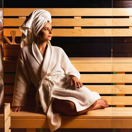 Alojamento de Acomodação e Pequeno-almoço Verdi Pleasure & 4*